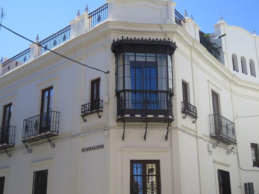 Pilatos Hotel Séville